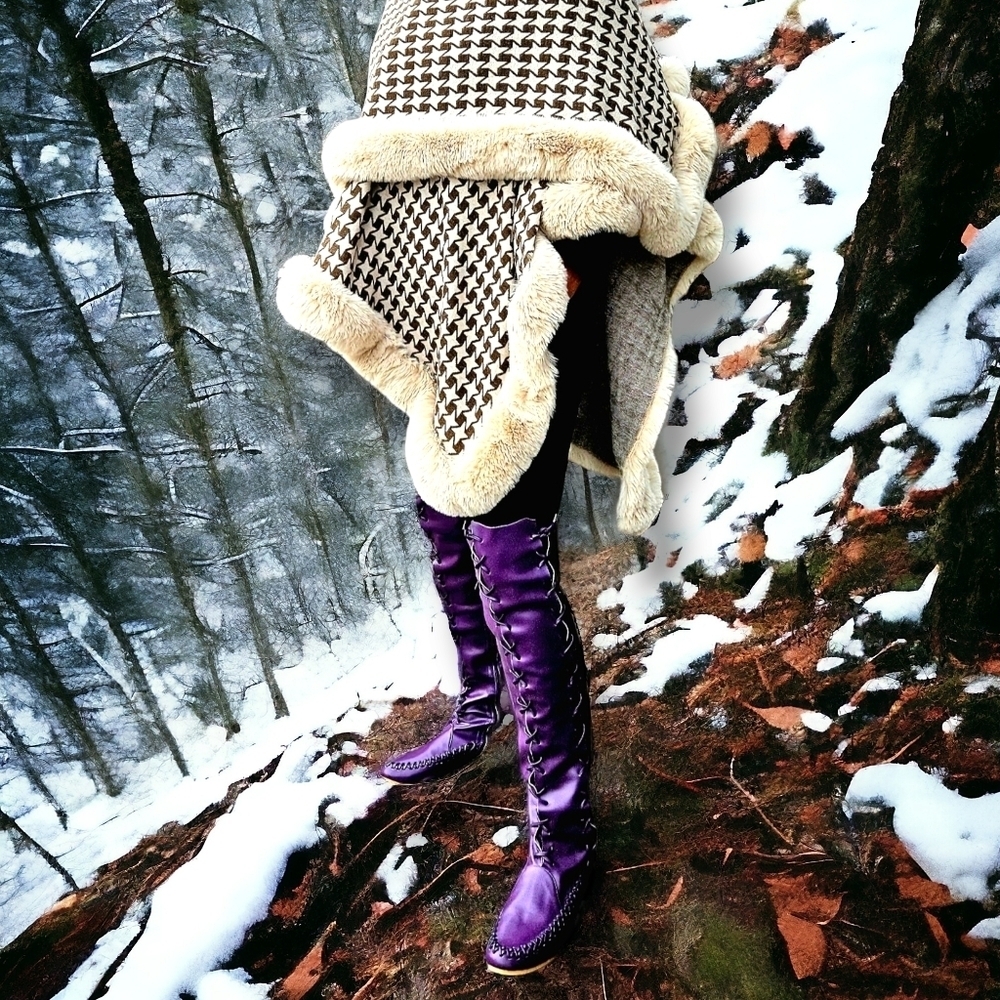 Women's Purple knee-high boots. Moccassion Style. Front Lace Up. Sz 11 - Picture 3 of 7